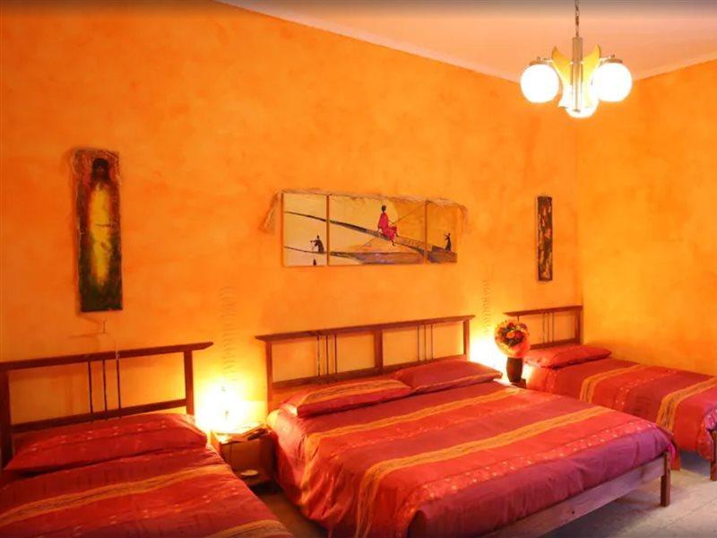 Momi Bed And Breakfast Rom Eksteriør billede