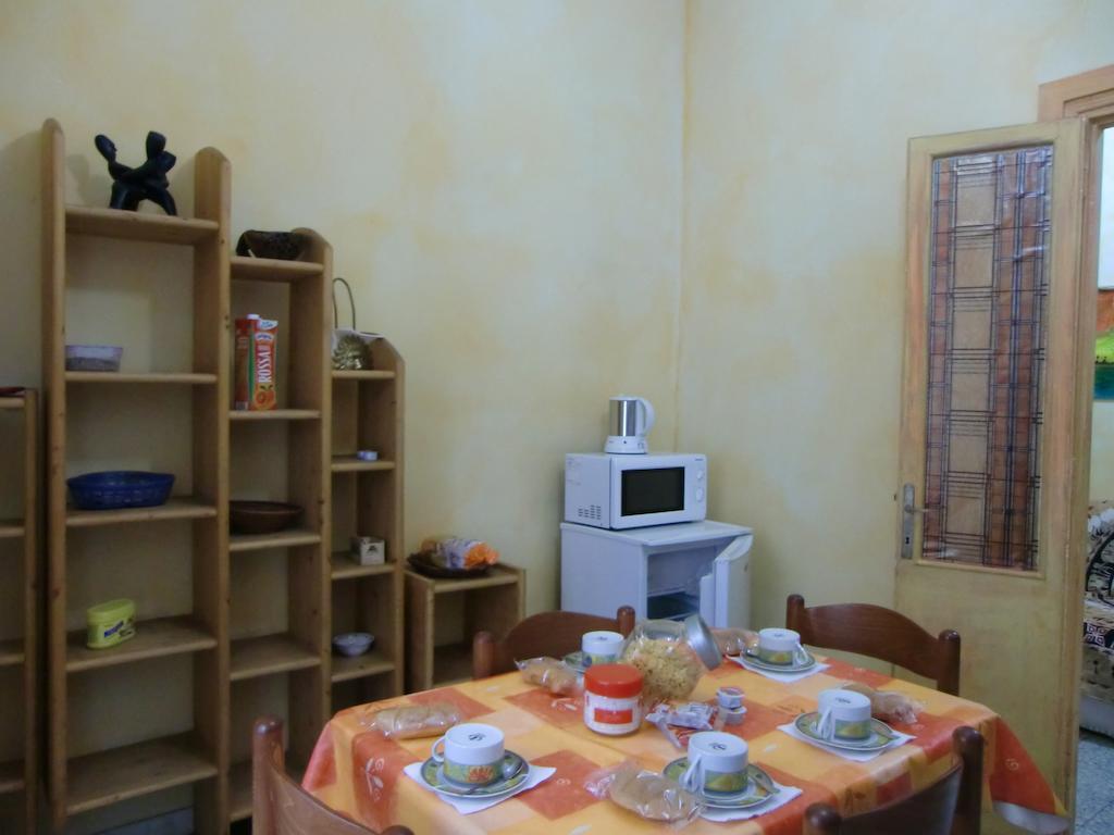 Momi Bed And Breakfast Rom Værelse billede